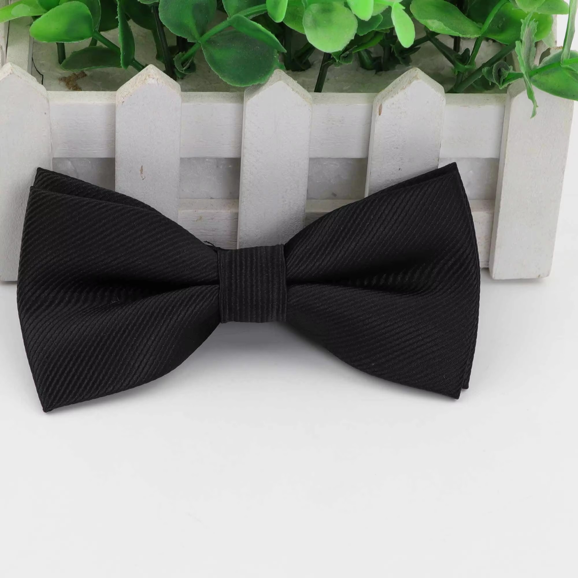 Classical Solid Fashion Bowtie - Men'S Grooming For Marriage recension och pris